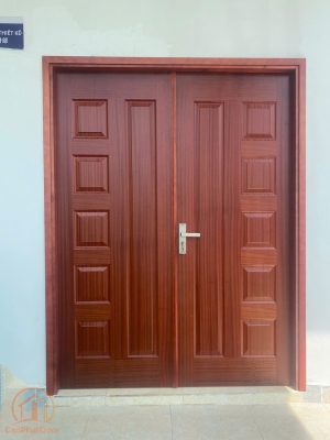 Cửa Gỗ HDF Veneer Tại Công Ty